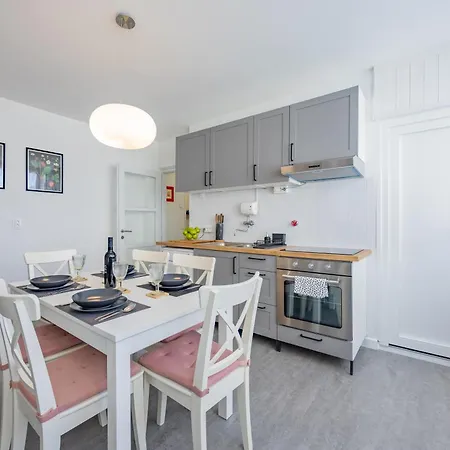 Διαμέρισμα Harbor Lights *