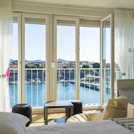 Lägenhet Harbor Lights Zadar