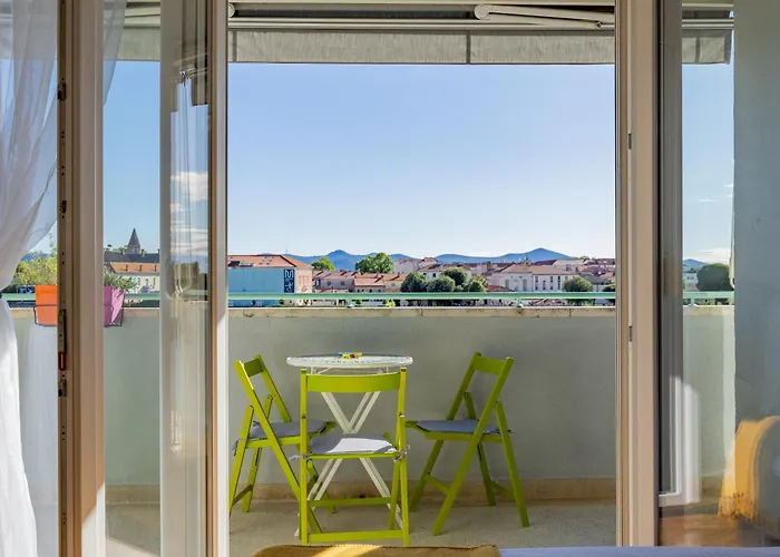 Apartman Harbor Lights